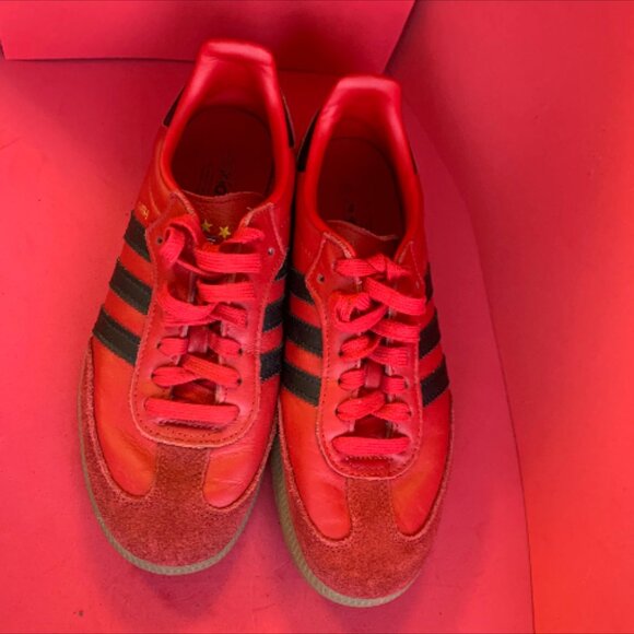 NEW Sz 6m Adidas Originals Samba Team Bayern Munich Red Sneakers main image 5